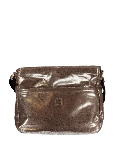 Laura Biagiotti Plaque-detail Metallic-effect Crossbody Bag In Brown