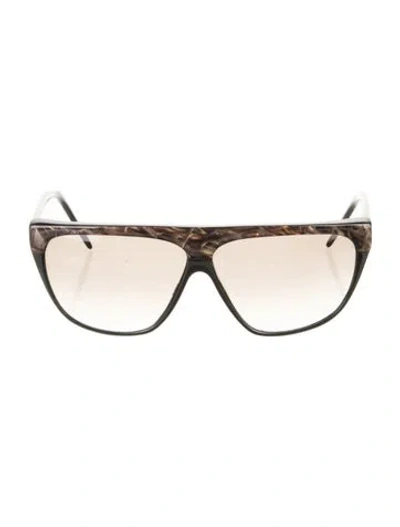 Pre-owned Laura Biagiotti Oversize Tinted Sunglasses In Black