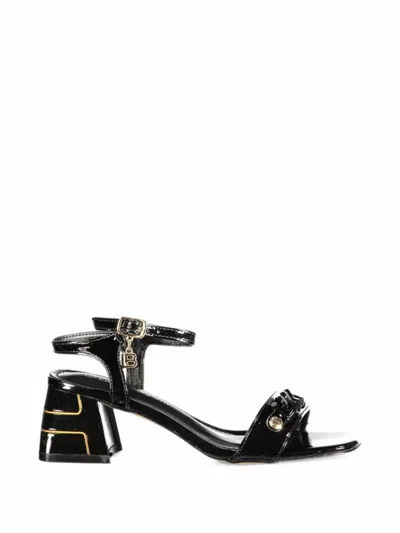 Laura Biagiotti Patent-finish Chain-link Sandals In Black