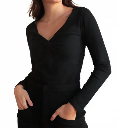 Laura Laval Paris Simple Knot Sweater In Black