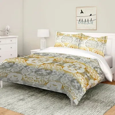 Laural Home Golden Medallion Comforter In Gray;yellow
