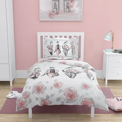 Laural Home High Fashion Chic Comforter In White