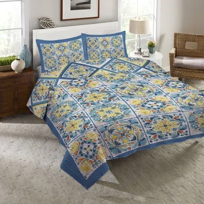 Laural Home Mediterranean Breeze Quilt Set In Blue