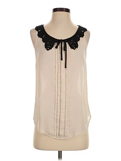 Pre-owned Lauren Conrad Sleeveless Blouse In Ivory