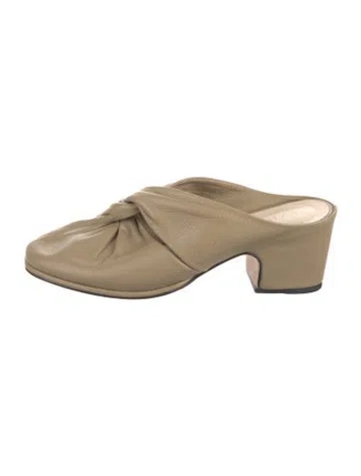 Pre-owned Lauren Manoogian Leather Mules In Neutral
