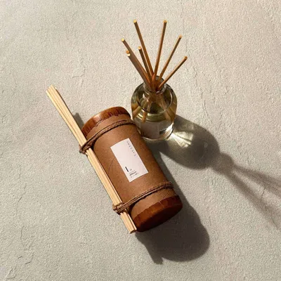 Lavande Lavender Sandalwood Diffuser In Multi
