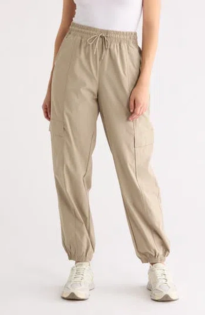 Layer 8 Explore Woven Pants In Khaki