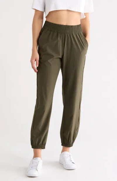 Layer 8 Mid Trail Pants In Forest S
