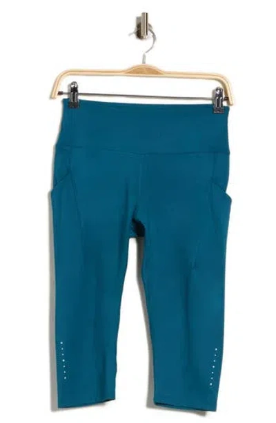 Layer 8 Stride Curve Capri Leggings In Blue