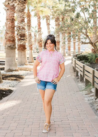 Layerz Clothing Hallie Short Sleeve Top In Pink