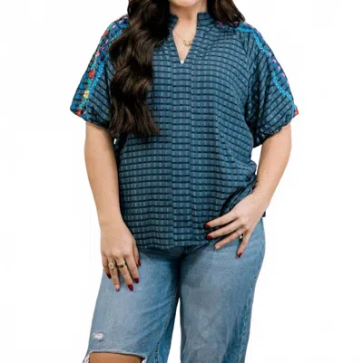 Layerz Clothing Havannah Top In Navy In Blue