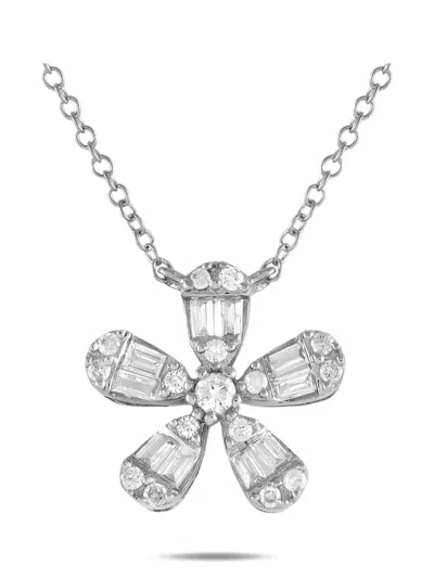 Pre-owned Lb Exclusive 14k White Gold Flower Diamond Necklace In Silver