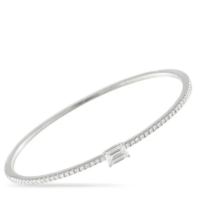 Lb Exclusive 18k White Gold 1.30 Ct Diamond Bangle Bracelet Alb-20517 In Metallic