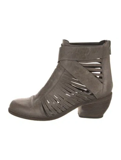 Pre-owned Ld Tuttle Leather Cutout Accent Moto Boots In Gray