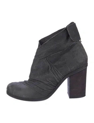 Pre-owned Ld Tuttle Suede Boots In Gray