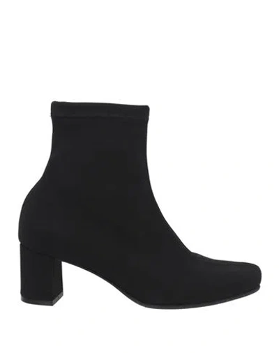 Le Babe Woman Ankle Boots Black Size 7 Textile Fibers