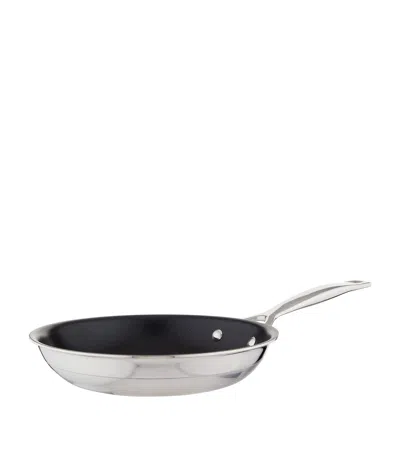 Le Creuset 3-ply Stainless Steel Non-stick Omelette Pan In Silver