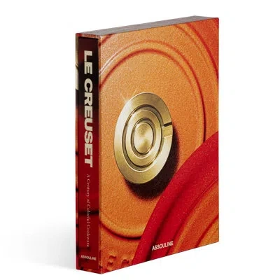 Le Creuset : A Century Of Colorful Cookware By Assouline Books In Orange