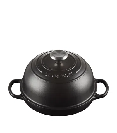 Le Creuset Cast Iron Bread Oven In Black