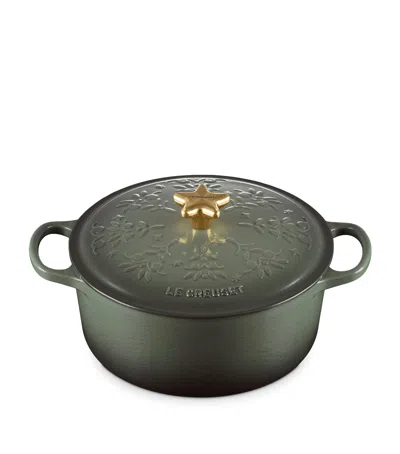 Le Creuset Cast Iron Christmas Round Casserole Dish In Gray