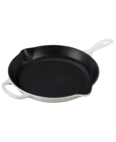 LE CREUSET ENAMELED CAST IRON SKILLET WITH HELPER HANDLE, 11.75"