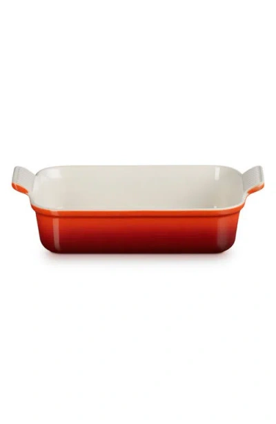 Le Creuset Heritage 2.5-quart Rectangular Stoneware Dish In Cerise