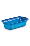 Le Creuset Heritage Stoneware 9-inch Fluted Loaf Pan In Marseille