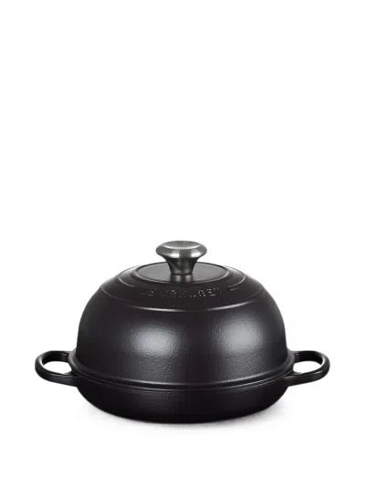 Le Creuset Logo-embossed Domed Bread Oven In Black