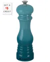 Le Creuset Carribean Salt Mill With Adjustable Grind Setting In Green