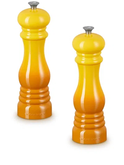 Le Creuset Salt And Pepper Mills (21cm) In Yellow