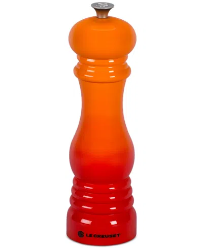 Le Creuset Salt Mill With Adjustable Grind Setting In Orange