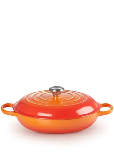 Le Creuset Signature Cast Iron Casserole (40.2cm) In 橘色