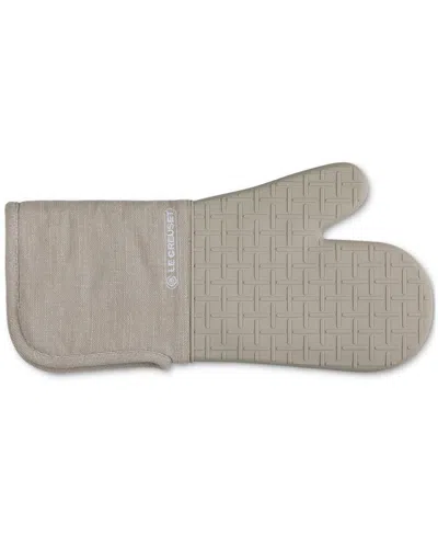 Le Creuset Silicone Lined Oven Mitt In Brown