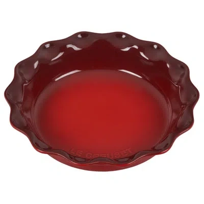 Le Creuset Stoneware 9" Pie Dish In Cerise