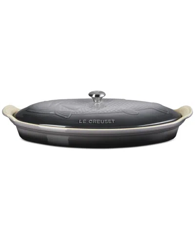 Le Creuset Stoneware Heritage 1.7 Qt. Fish Baker With Cover In Gray