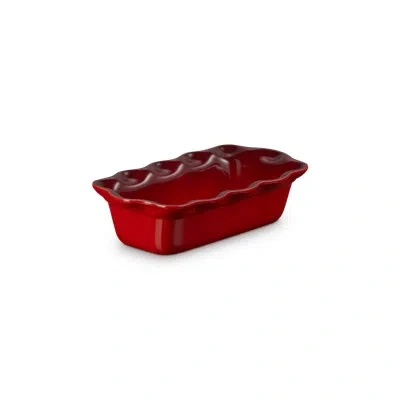 Le Creuset Stoneware Heritage Pie Dish & Fluted Loaf Pan, 9 In. Each, Oyster In Red