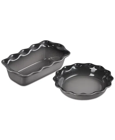 LE CREUSET STONEWARE HERITAGE PIE DISH & FLUTED LOAF PAN SET