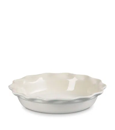 Le Creuset Stoneware Pie Dish In Neutral