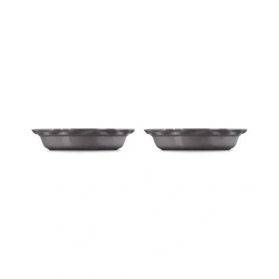 Le Creuset Stoneware Set Of 2 Heritage Fluted Pie Dish 9 In