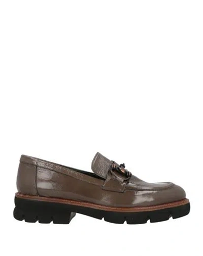 Le Gazzelle Woman Loafers Light Brown Size 10 Leather In Beige