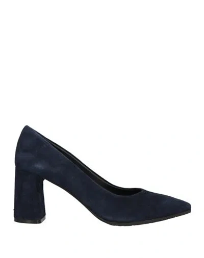 Le Gazzelle Woman Pumps Midnight Blue Size 6 Leather