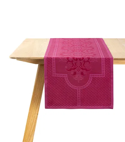 Le Jacquard Français Cotton Jacquard Palais Table Runner In Pink