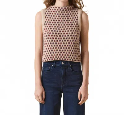 Le Jean Bella Sweater Vest In Burgundy Honeycomb In Neutral