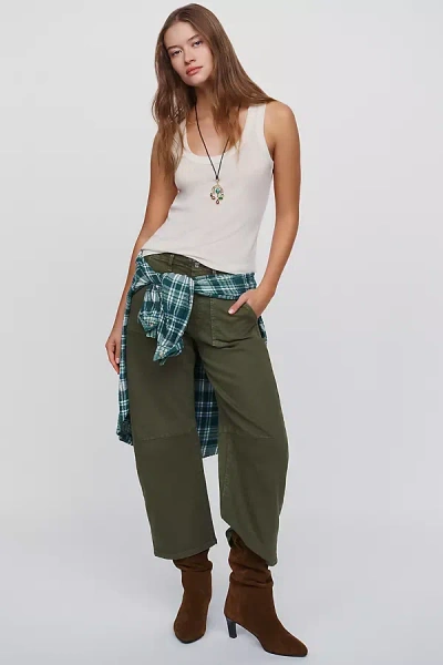 Le Jean Petite Mid Rise Barrel Leg Utility Jeans In Green