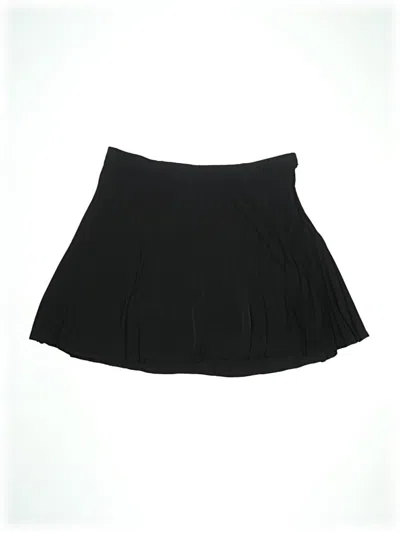 Pre-owned Le Lis Active Skort In Black