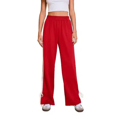 Le Lis Bow Allstar Pants In Red