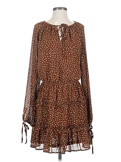 Pre-owned Le Lis Casual Dress In Brown