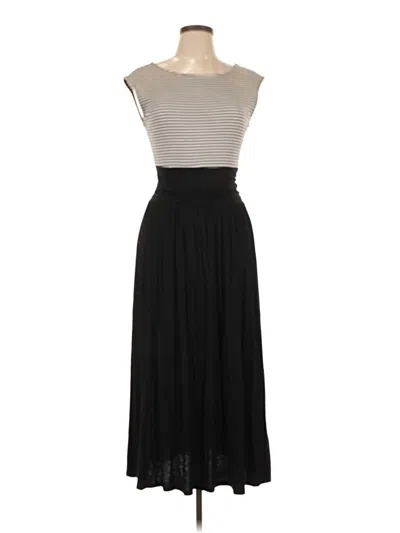 Pre-owned Le Lis Casual Dress In Gray