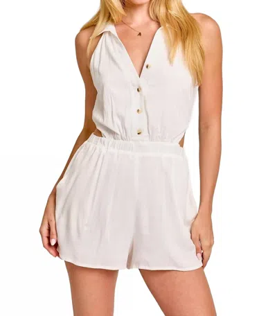 Le Lis Collared Sleeveless Romper In White