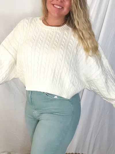 Le Lis Gracie Cropped Cableknit Sweater In Ivory